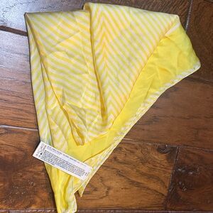 Forever 21 Yellow Striped Scarf